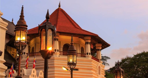 Visit the Buddhist Temple of Tooth Relic which is located in the old kings palace grounds on your Sri Lanka Vacations