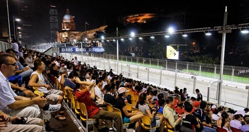 World's First F1 Grand Prix at Night