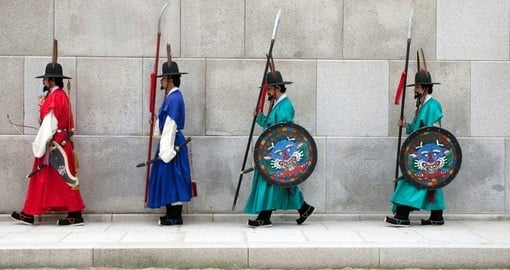 Changing of the guard at Gyeongbokgong Palace