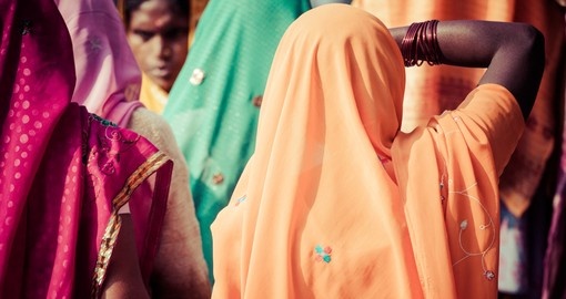 Women with colourful saris in Varanasi