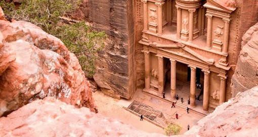 Visit and explore the Treasury in Petra during your next Jordan vacations.