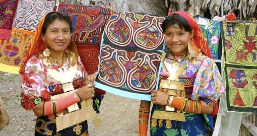 Meet friendly Kuna Indians on your trip to Panama