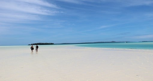 Aitutaki's Beautiful Lagoon is a must inclusion and a highlight of all Cook Islands vacation packages