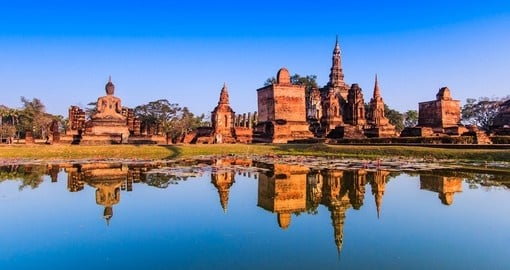 Visit Sukhothai historical park and enjoy the view of the beauty during your next Thailand vacations.