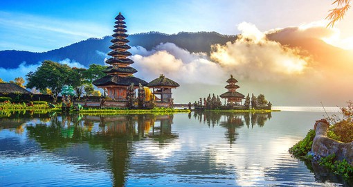 Set in the highlands of Bali, Ulun Danu Bratan Temple is dedicated to three Hindu gods