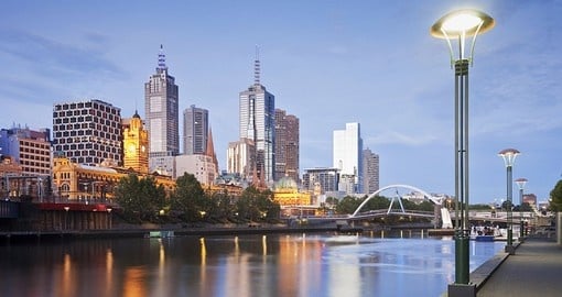 Melbourne skyline early on a summer evening along the Yarra River