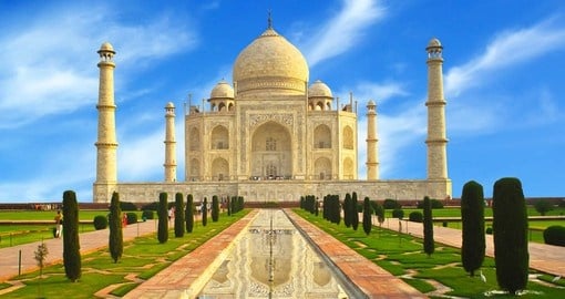 India's majestic ivory-white marble mausoleum, the Taj Mahal, is a great destination to include on your Asia tour.