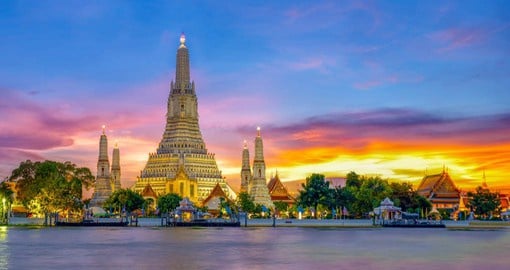 Feel the energy that Bangkoks skyline gives out at night on your Thai Vacation