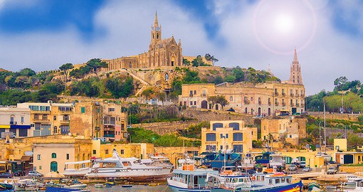 Experience the traditional architecture on your Malta tour