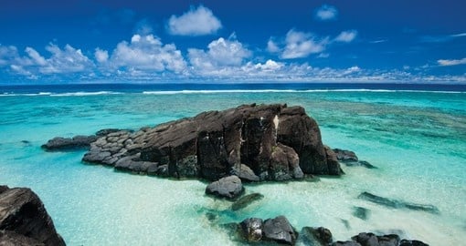 Explore amazing beaches on your Cook Islands vacation