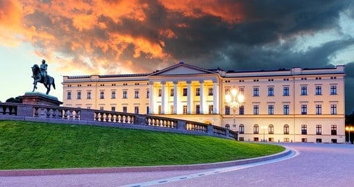 The Royal Palace in Oslo is one of the many tourist attractions you can see during your Norway vacation.