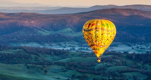 Experience the beauty of the Yarra Valley in a hot-air balloon