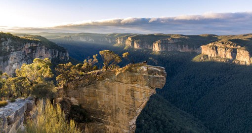 The Blue Mountains are renown for soaring sandstone cliffs and rich bushland