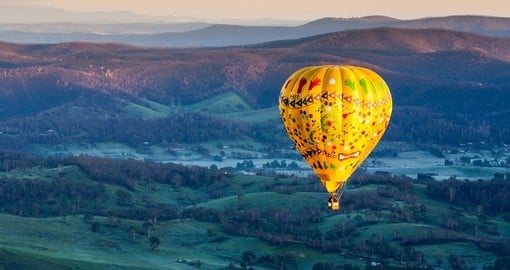 Usher through the beautiful Yarra Valley during your Australia tours.