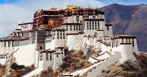 Include a visit to the Potala Palace as one of your China tours
