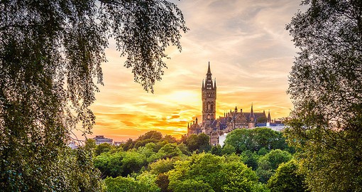 Tour the architectural beauty of Glasgow University's campus