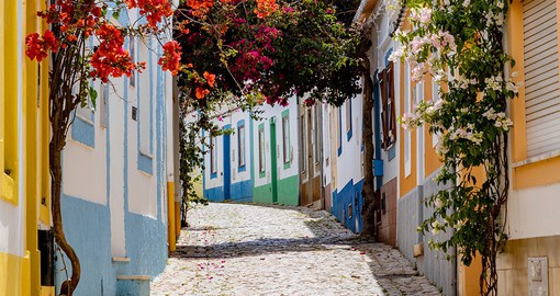 Take a relaxing stroll through the streets of Algarve