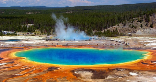 Awesome Grand Prismatic Spring in Yellowstone