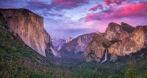 In the western Sierra Nevada Mountains, Yosemite Valley is the centerpiece of Yosemite National Park