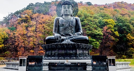 Buddha in Sinheungsa Temple
