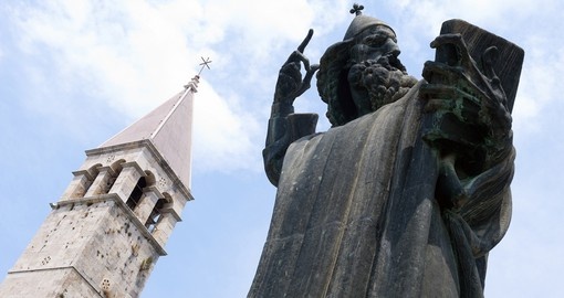 Statue of Grgur Ninski in Split