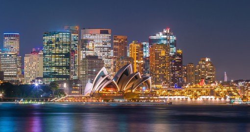 Sydney, a city of iconic attractions, beautiful beaches, and vibrant nightlife