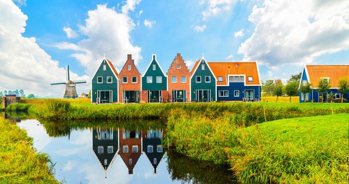 Volendam is known for its lovely harbor, the fishing trade and it's authentic Dutch character