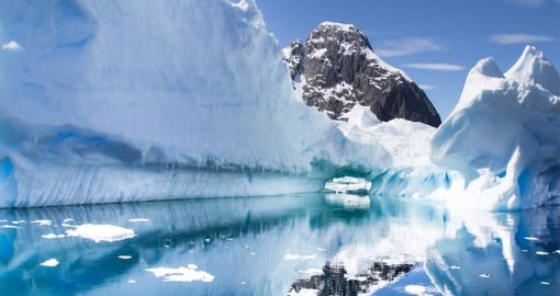 Icy Antartctic landscapes