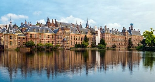 Visit The Hague the city which is home to the U.N.’s International Court of Justice during your next Amsterdam vacations.