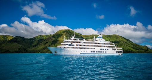 MV Reef Endeavour Cruising in Fiji