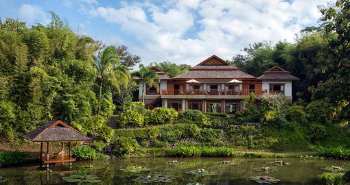 Live in the comfort of this secluded 3-bedroom villa at Pa Sak Tong