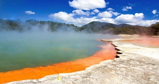 Campagne Pool in Wai-o-tapu geothermal wonderland, Rotorua
