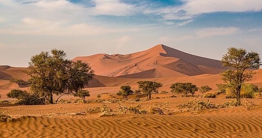 Discover Sossusvlei Dunes during your next Namibia tours.