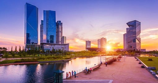 Seoul, Capital and largest city in South Korea is a modern metropolis