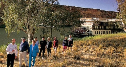 discover the beautiful lower riverlands, a guided nature walk and backwater wildlife tour, visit Murray Bridge markets, historic houses and art galleries and taste the food & wine of this famous region.