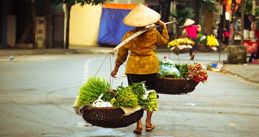 Life of Vietnamese vendor in Hanoi