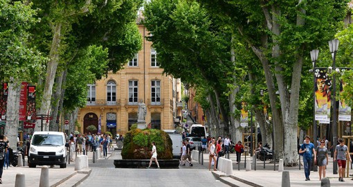 Le Cours Mirabeau in Aix en Provence is one of the most popular and lively places in the town