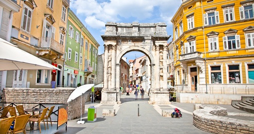 Roman Gate in Pula