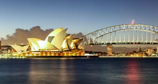 Enjoy a delicious dinner in a spectacular setting on your Australia vacation