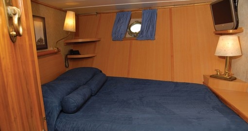 Finish the day in a Double Cabin on your Ecuador Vacation