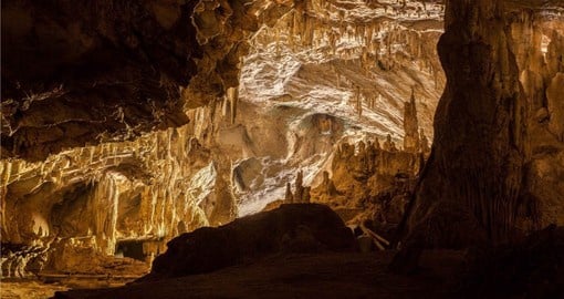 Explore the Lode Cave at Soppong on yoru trip to Thailand