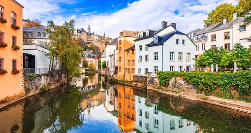 Houses reflecting in the Alzette River