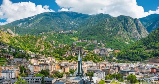 Andorra la Vella has a population of 20,000