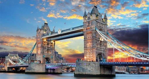 One of London's iconic structures, Tower Bridge was built between 1886 and 1894