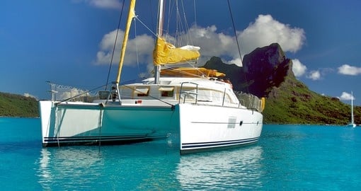 Explore all the amenities of the vessel during your Tahitian cruise