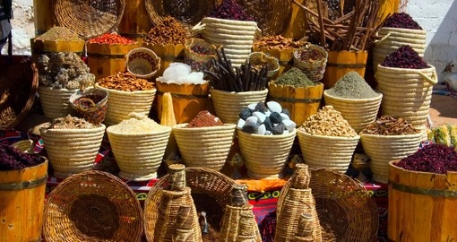 Include a visit to the Khan El Khalili Bazaar during your Egypt Tour