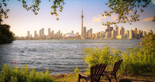 Explore the Toronto Islands for an unfiltered cityscape