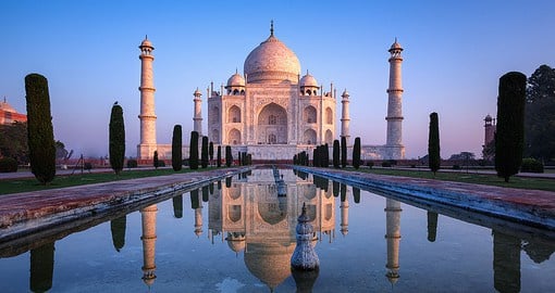 Mughal emperor Shah Jahan commissioned the Taj Mahal in 1631