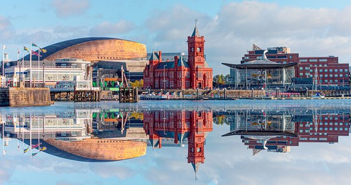 Capital and largest city in Wales, Cardiff was a small town until the early 19th century