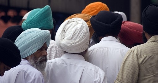 Sikh pilgrims in the Golden Temple during Full Moon Festival